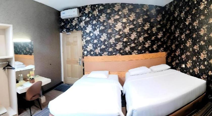 Mine Home Hotel By Sovia باندونج المظهر الخارجي الصورة